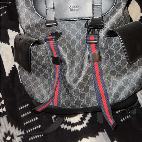GG black backpack only worn once - Picture 9 of 10